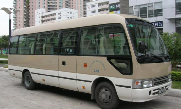 汽车保养详解：让爱车保持最佳状态的系统化操作指南